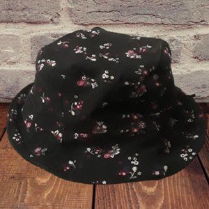 Floral reversible bucket hat